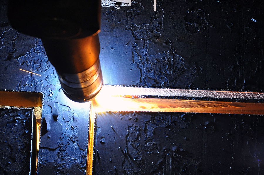 Plasma cutting process